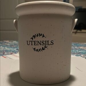 Speckled White Utensil Crock